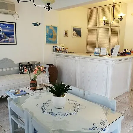 Horizon Kamari (Santorini)